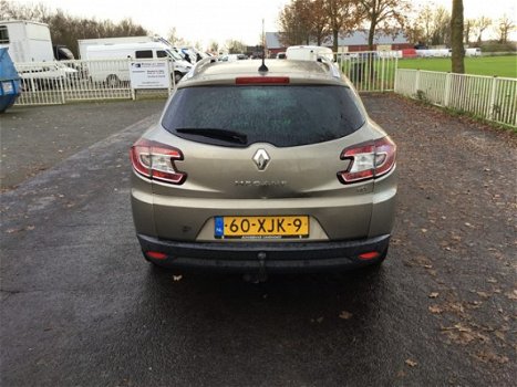 Renault Mégane Estate - 1.5 dCi Bose NAVI/AIRCO/XENON BJ 2012 - 1
