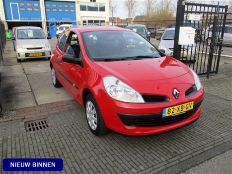 Renault Clio - 1.2-16V Authentique , zeer nette auto - 1