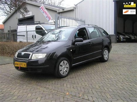 Skoda Fabia Combi - 1.4-16V Flash 2 eigenaar nap aut airco sturbekr apk - 1