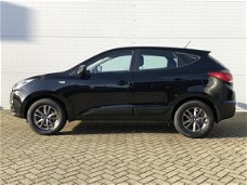 Hyundai ix35 - 1.6i RIJKLAAR trekhaak, airconditioning, cruise control, parkeersensoren achter, hand