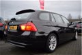 BMW 3-serie Touring - 318i Corporate Lease Luxury Line Leer | Navi | Xenon | PDC | Clima - 1 - Thumbnail
