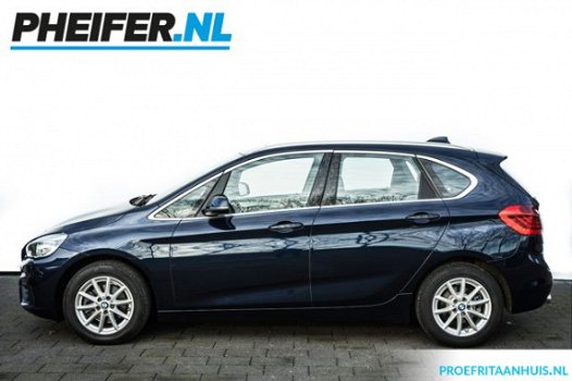 BMW 2-serie Active Tourer - 216d 115pk Aut. Sportstoelen/ Panoramadak/ Stoelverwarming/ Full map nav - 1