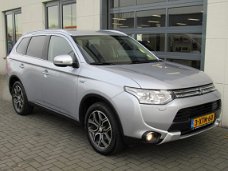 Mitsubishi Outlander - 2.0 PHEV Executive Edition X-Line Automaat Dealer onderhouden Trekhaak