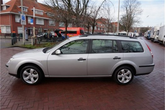 Ford Mondeo Wagon - 1.8-16V Champion geheel dealer onderhouden - 1