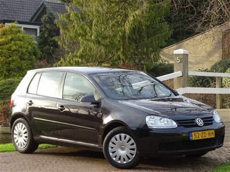 Volkswagen Golf - 1.6 Trendline Business | 5drs. | Airco | - 1