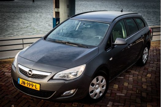Opel Astra Sports Tourer - 1.6 Automaat Selection Navi | Cruise | Clima | PDC | Stoelverw. | Nette G - 1