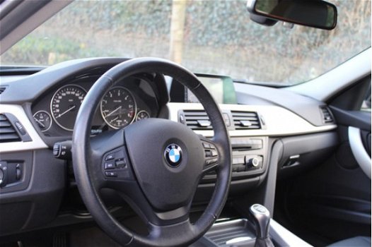 BMW 3-serie Touring - 2.0d Executive | XENON | LEDER | CLIMA | NAVI - 1