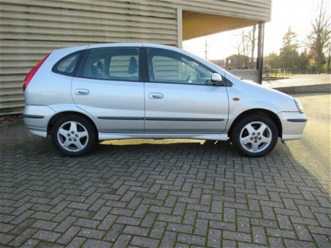 Nissan Almera Tino - 1.8 Luxury [ airco, audio, lmv, trekhaak ] - 1