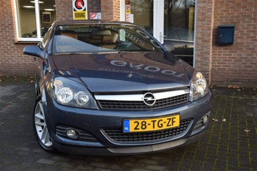 Opel Astra TwinTop - 1.8 COSMO LEER/AIRCO/CRUISE - 1