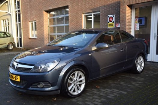 Opel Astra TwinTop - 1.8 COSMO LEER/AIRCO/CRUISE - 1