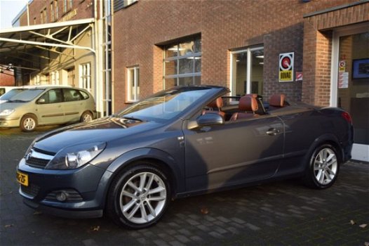 Opel Astra TwinTop - 1.8 COSMO LEER/AIRCO/CRUISE - 1