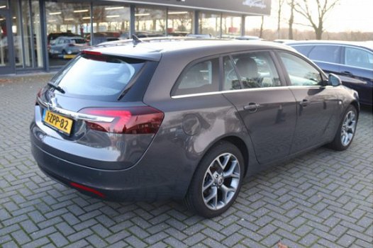 Opel Insignia Sports Tourer - 2.0 CDTI EcoFLEX Business+ 50 procent deal 5.975, - ACTIE Stuur-Stoelv - 1