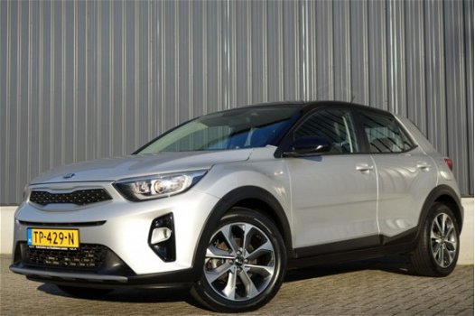 Kia Stonic - 1.0 T-GDI DESIGN EDITION 120PK NAVI/ TWO-TONE LAK/ RIJKLAAR - 1