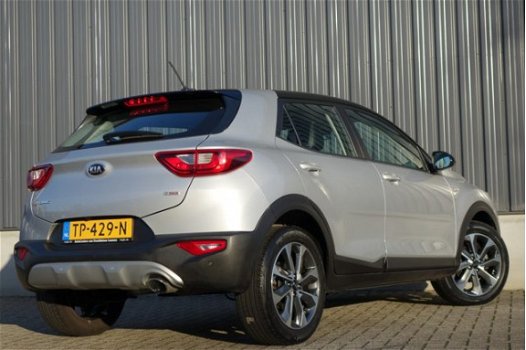 Kia Stonic - 1.0 T-GDI DESIGN EDITION 120PK NAVI/ TWO-TONE LAK/ RIJKLAAR - 1