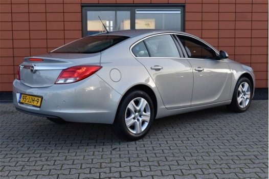 Opel Insignia - 1.8 Edition - 1