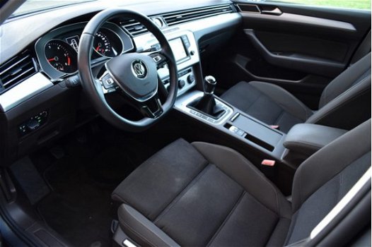 Volkswagen Passat - 2.0 TDI 150 pk Comfortline Navigatie 69.000km - 1