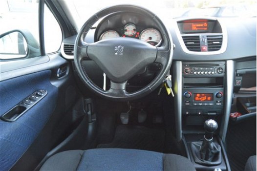 Peugeot 207 - 1.6-16V XS Pack 5-Deurs B.J 2006 - 1