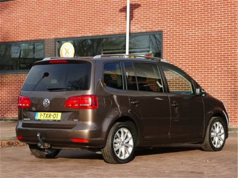 Volkswagen Touran - 1.4 TSI Highline 7persoons, lederen bekleding, navigatie - 1