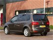 Volkswagen Touran - 1.4 TSI Highline 7persoons, lederen bekleding, navigatie - 1 - Thumbnail