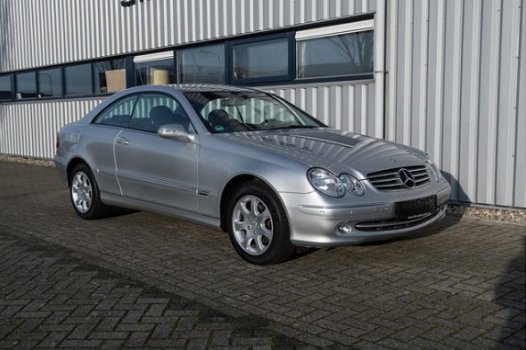 Mercedes-Benz CLK-klasse Coupé - CLK 200 K. Elegance 43686km Youngtimer - 1