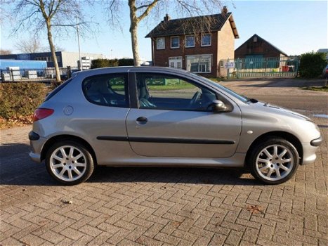 Peugeot 206 - 1.4, E 500 Sloop Premie Zondag Open - 1