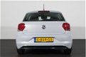 Volkswagen Polo - 1.0 MPI Comfortline | app connect navi/Cruise/Airco - 1 - Thumbnail