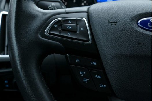 Ford Focus Wagon - BWJ 2016 1.5 TDCI 120 PK Titanium BI-XENON / LED / NAVIGATIE / CLIMA / CRUISE / L - 1