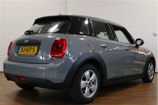 Mini Mini One - BWJ 2016 1.5 D Business NAVIGATIE / PDC / CRUISE / AIRCO / LMV / 5 DEURS / RADIO.USB - 1