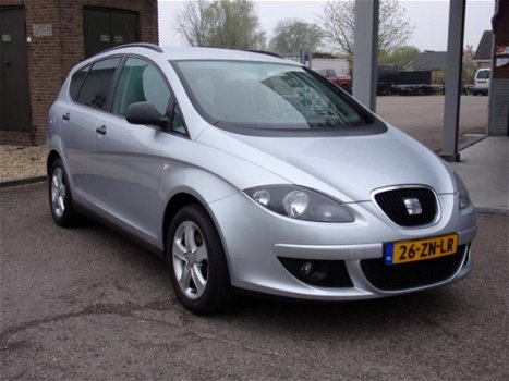 Seat Altea XL - 1.6 ACTIVE STYLE - 1