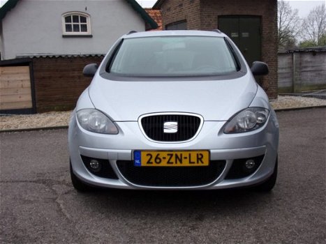 Seat Altea XL - 1.6 ACTIVE STYLE - 1