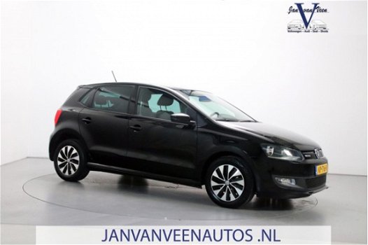 Volkswagen Polo - 1.0 TSI 95pk Connected Series Navigatie Stuurbediening Parkeersensoren Airco - 1