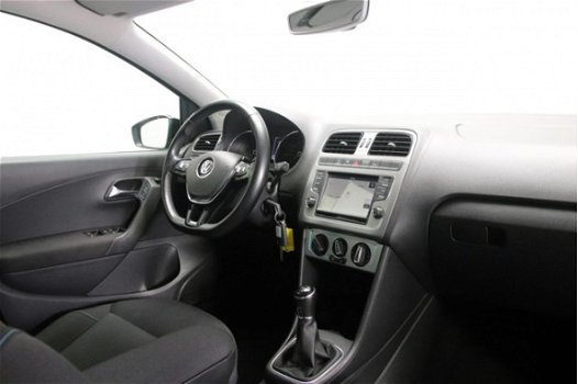 Volkswagen Polo - 1.0 TSI 95pk Connected Series Navigatie Stuurbediening Parkeersensoren Airco - 1