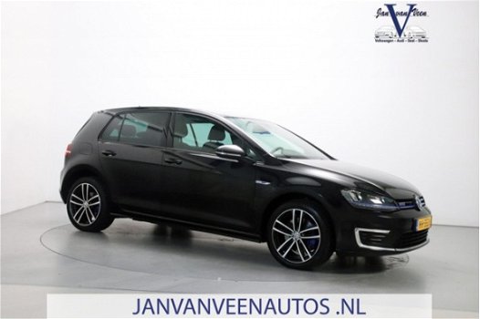 Volkswagen Golf - 1.4 TSI 204pk GTE DSG Navigatie Parkeersensoren App-Connect Climate Control - 1