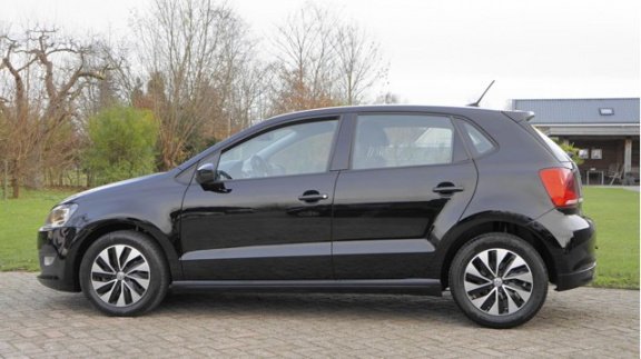 Volkswagen Polo - 1.4 TDI BlueMotion Autom Airco navigatie 5 drs - 1