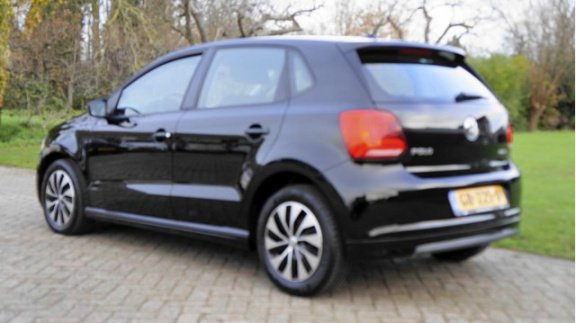 Volkswagen Polo - 1.4 TDI BlueMotion Autom Airco navigatie 5 drs - 1