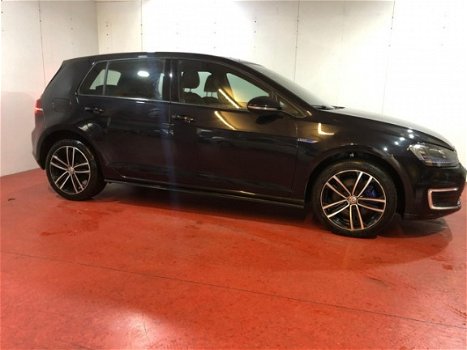 Volkswagen Golf - 1.4 TSI GTE - 1