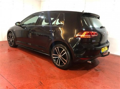 Volkswagen Golf - 1.4 TSI GTE - 1