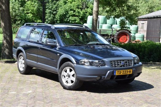 Volvo XC70 - 2.5 T Geartronic Comfort Line Youngtimer - 1