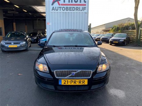 Volvo V50 - 2.0D Kinetic / Airco / Schuifdak / Leder / APK - 1