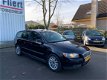 Volvo V50 - 2.0D Kinetic / Airco / Schuifdak / Leder / APK - 1 - Thumbnail