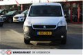 Peugeot Partner - Electric L1 Premium nieuw voertuig , airco , 3 persoons , pdc - 1 - Thumbnail