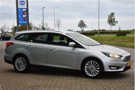 Ford Focus Wagon - 1.5 TDCI Titanium Automaat, Navigatie, Cruise Control, Parkeersensoren - 1