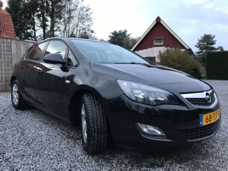 Opel Astra - 1.7 CDTi S/S Business Edition , APK, NAP, Navi, Nette auto - 1