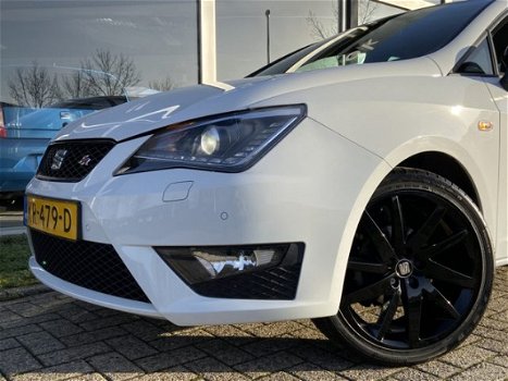 Seat Ibiza - 1.0 TSi 95 pk FR Connect / Colour line / Navigatie / Upgrade Sound - 1