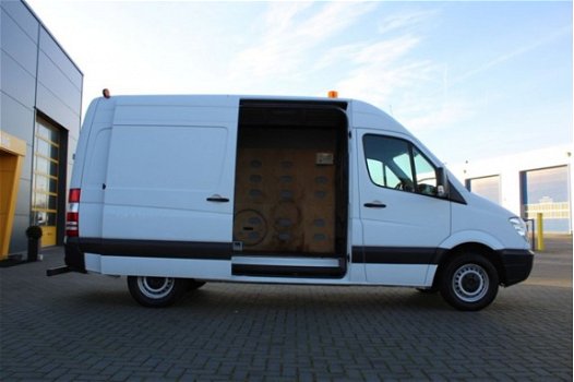 Mercedes-Benz Sprinter - bestel 311 2.2 CDI L2H2 airco automaat 3-pers NAP 2800 kg - 1