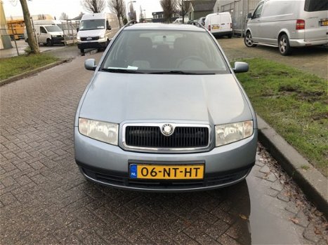 Skoda Fabia Combi - 1.4-16V Comfort combi 2004 slechts 174.000km - 1