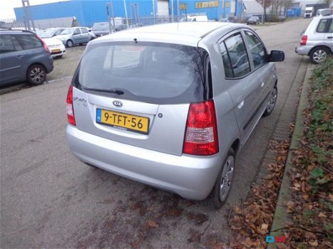 Kia Picanto - 1.1 - 1