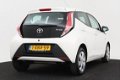 Toyota Aygo - 1.0 VVT-i x-play | Camera | Airco | Bleutooth | Org NL - 1 - Thumbnail