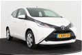 Toyota Aygo - 1.0 VVT-i x-play | Camera | Airco | Bleutooth | Org NL - 1 - Thumbnail