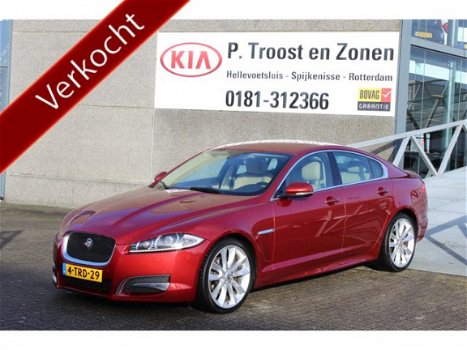 Jaguar XF - 2.2D Aero Pack Automaat Navigatie/Bowers & Wilkins/Lederen bekleding met geheugen/Xenon/ - 1